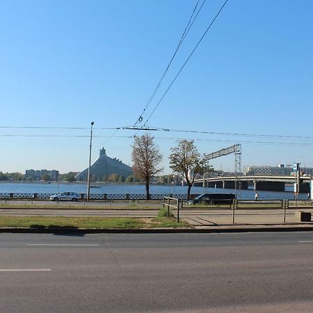 Three-Bedroom Apartment On Peldu 19 Riga Kültér fotó