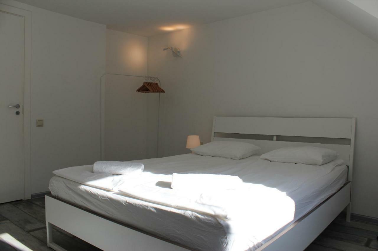 Three-Bedroom Apartment On Peldu 19 Riga Kültér fotó