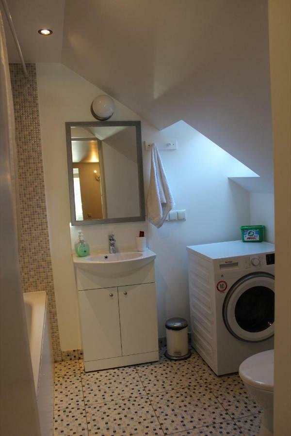 Three-Bedroom Apartment On Peldu 19 Riga Kültér fotó