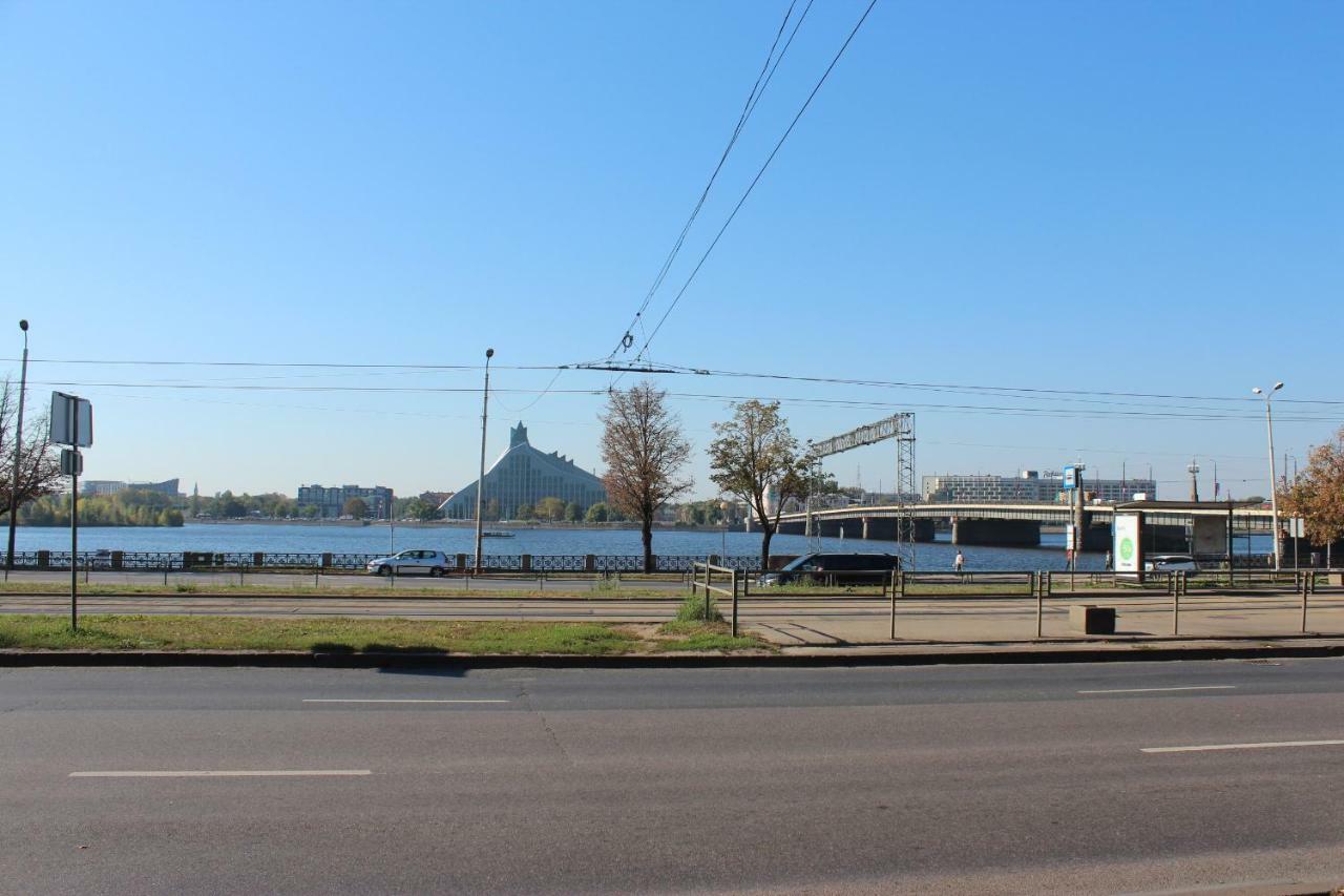 Three-Bedroom Apartment On Peldu 19 Riga Kültér fotó